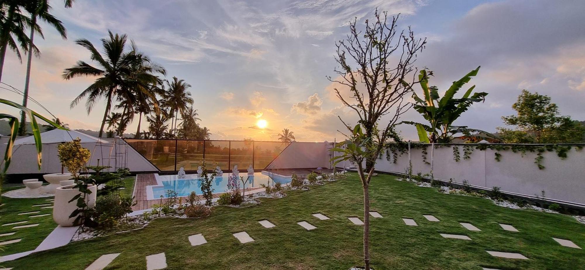 Utopiaku - Munduk Highlands Villa Exterior photo