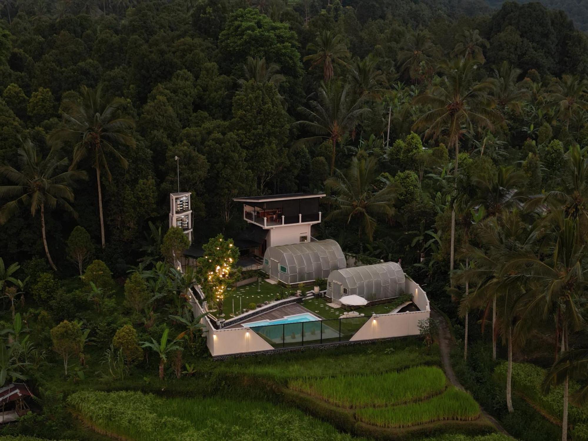 Utopiaku - Munduk Highlands Villa Exterior photo
